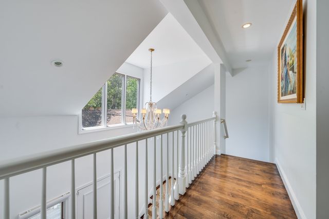 439C Dedham Street C, Newton, MA 02459