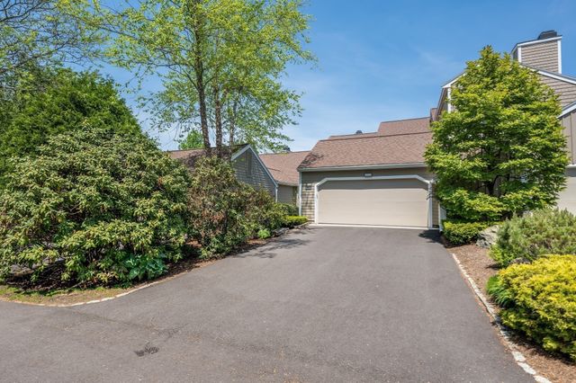 439C Dedham Street C, Newton, MA 02459