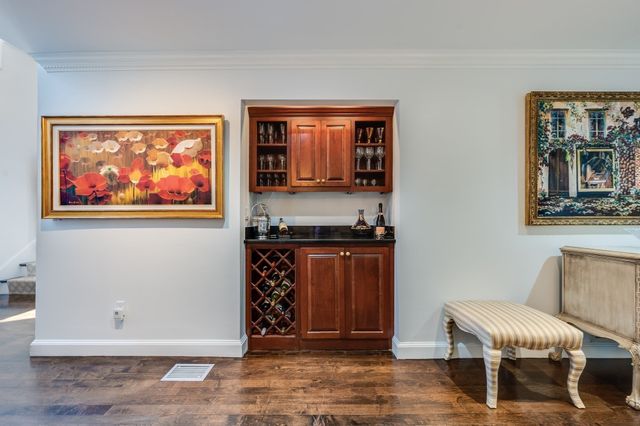 439C Dedham Street C, Newton, MA 02459