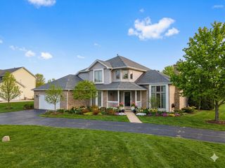 613 Silver Glen Road, Mchenry, IL 60050