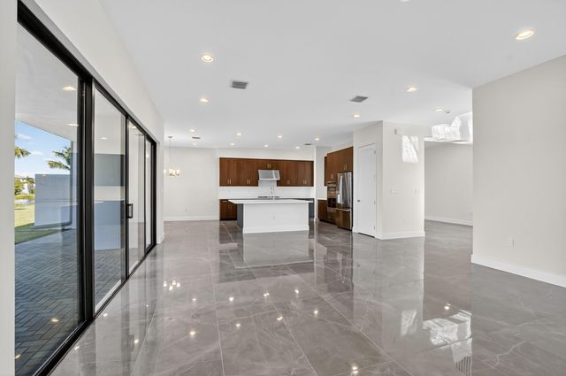 8215 Crystal Downs Avenue, Boca Raton, FL 33434