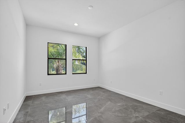 8215 Crystal Downs Avenue, Boca Raton, FL 33434