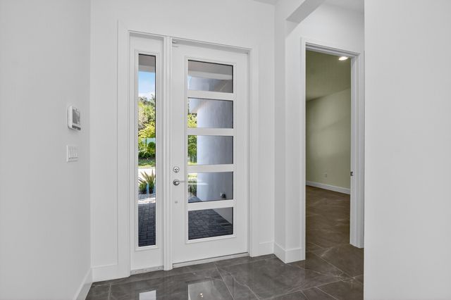 8215 Crystal Downs Avenue, Boca Raton, FL 33434