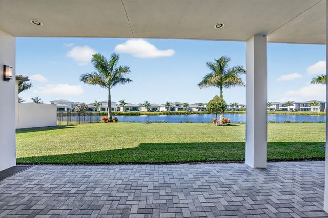 8215 Crystal Downs Avenue, Boca Raton, FL 33434