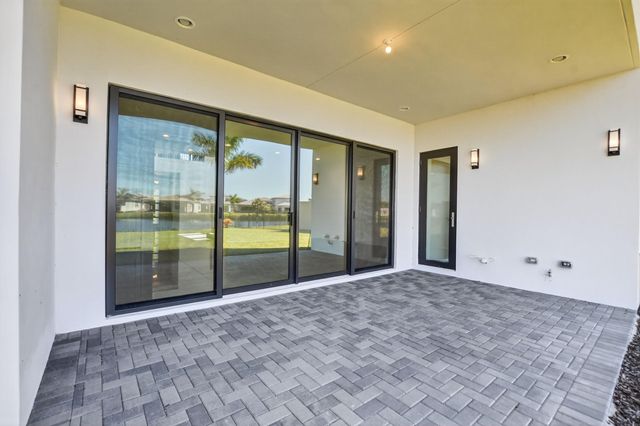 8215 Crystal Downs Avenue, Boca Raton, FL 33434
