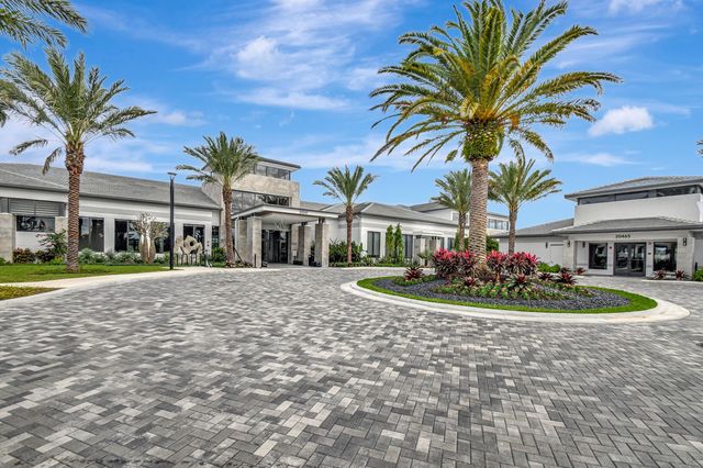 8215 Crystal Downs Avenue, Boca Raton, FL 33434