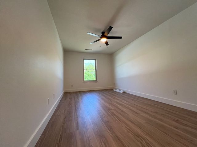 2708 N Westminster Drive, Fayetteville, AR 72704