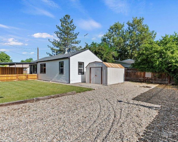 504 E 7th St, Emmett, ID 83617