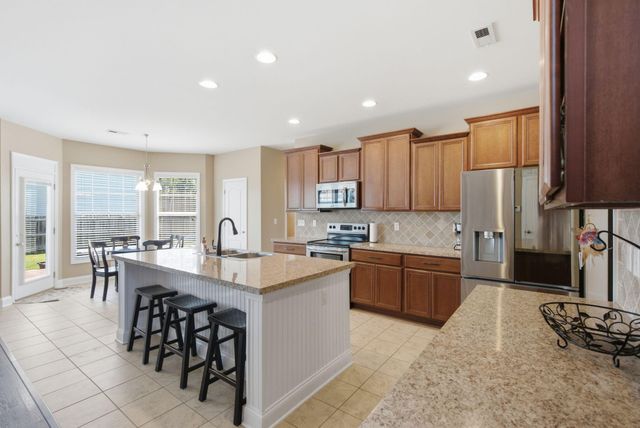 2951 Eminent Drive, Lexington, KY 40511