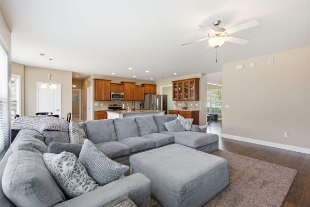 2951 Eminent Drive, Lexington, KY 40511