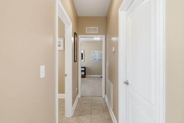 2951 Eminent Drive, Lexington, KY 40511