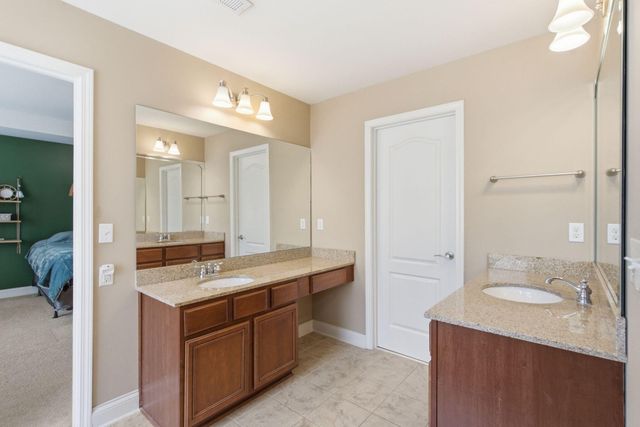 2951 Eminent Drive, Lexington, KY 40511