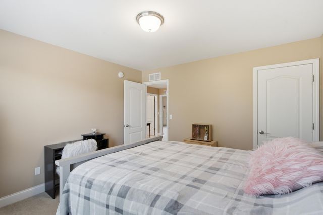 2951 Eminent Drive, Lexington, KY 40511