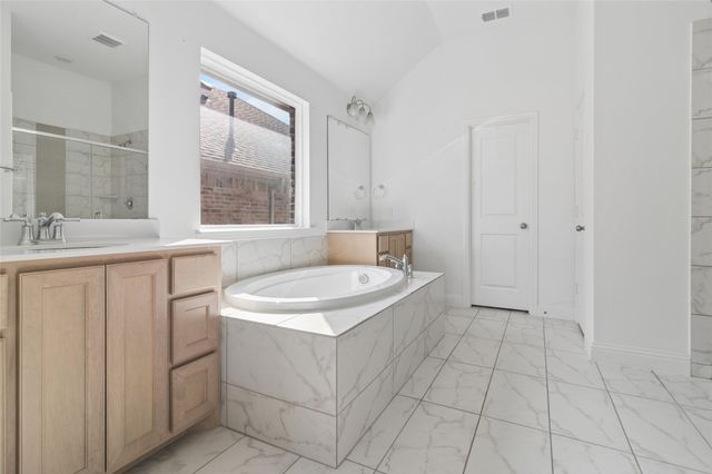 340 Misty Meadow Lane, Lavon, TX 75166