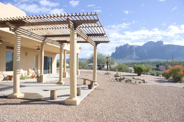 3826 N Rain Cloud Drive, Apache Junction, AZ 85119