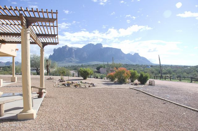 3826 N Rain Cloud Drive, Apache Junction, AZ 85119