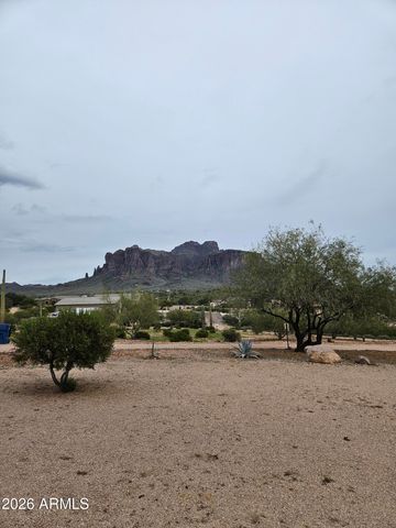 3826 N Rain Cloud Drive, Apache Junction, AZ 85119