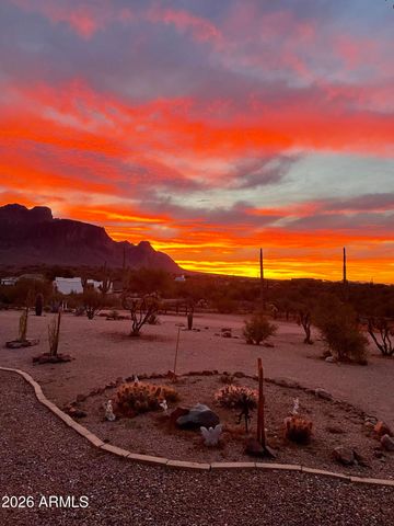 3826 N Rain Cloud Drive, Apache Junction, AZ 85119