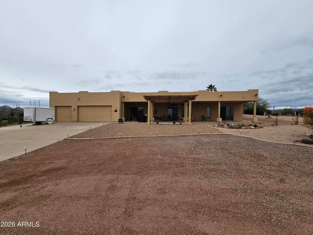 3826 N Rain Cloud Drive, Apache Junction, AZ 85119