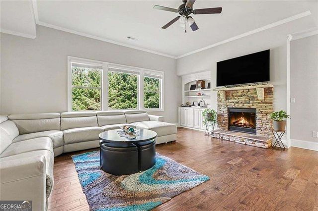 9035 Sunbury Place, Cumming, GA 30041