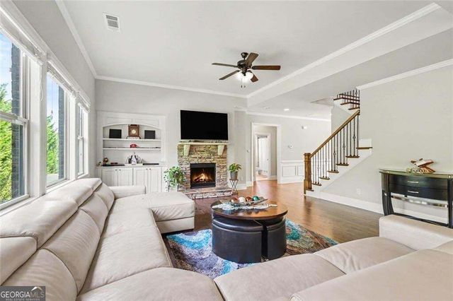 9035 Sunbury Place, Cumming, GA 30041