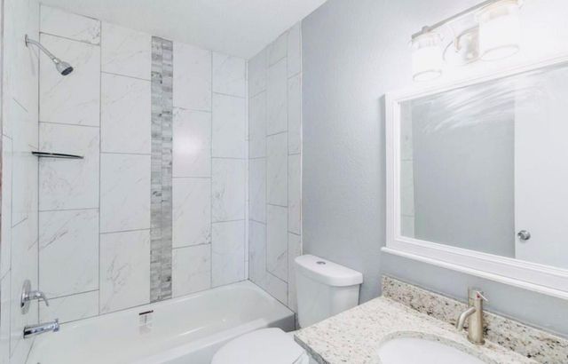 6239 Ludington Drive 22-928, Houston, TX 77035