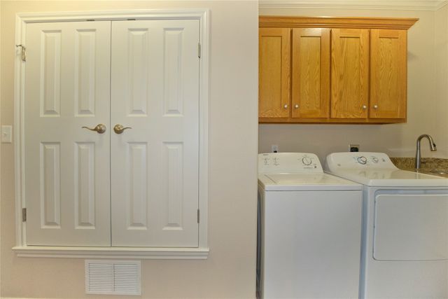 318 E 4th Street, Lindsay, TX 76250