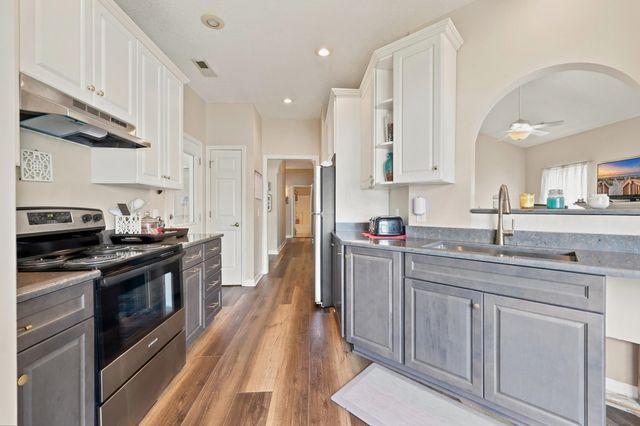 909 Leather Leaf Ln., Longs, SC 29568