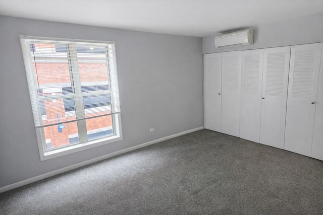5202 Washington Street 408, Downers Grove, IL 60515