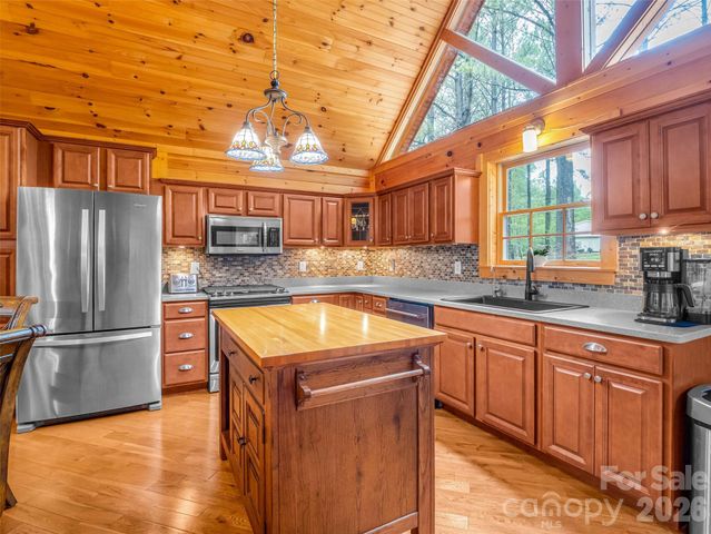 442 Whitestone Circle, Union Mills, NC 28167