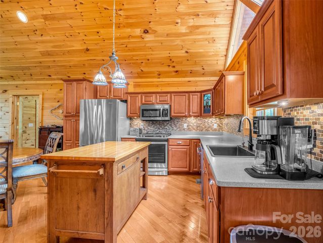442 Whitestone Circle, Union Mills, NC 28167