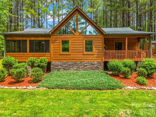 442 Whitestone Circle, Union Mills, NC 28167