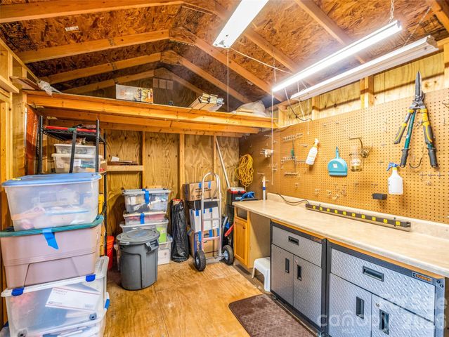 442 Whitestone Circle, Union Mills, NC 28167