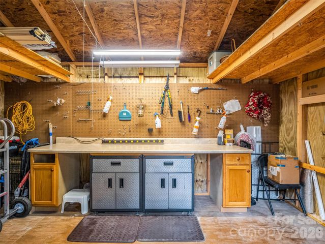 442 Whitestone Circle, Union Mills, NC 28167