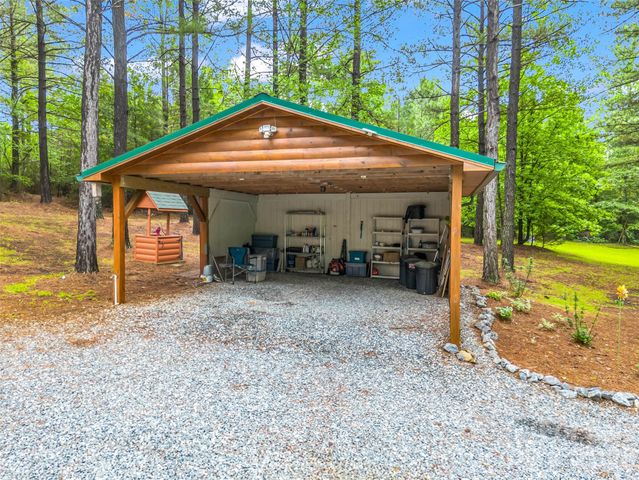 442 Whitestone Circle, Union Mills, NC 28167