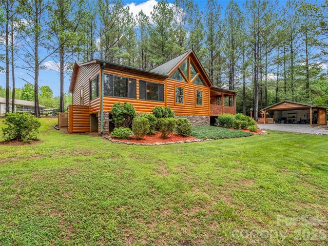442 Whitestone Circle, Union Mills, NC 28167