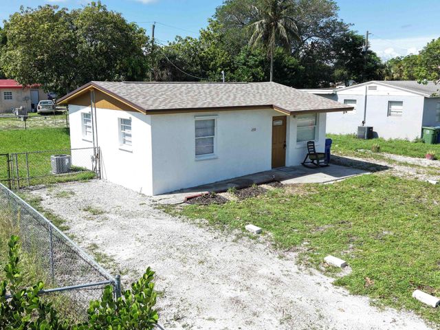 2304 NW 15th Court, Fort Lauderdale, FL 33311