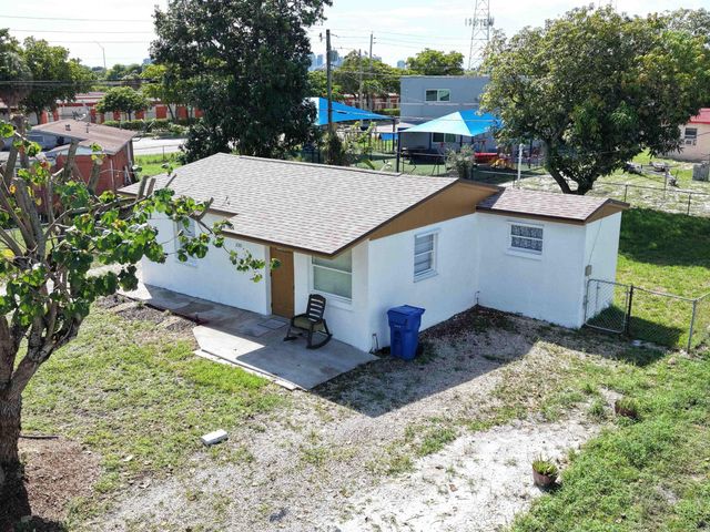2304 NW 15th Court, Fort Lauderdale, FL 33311