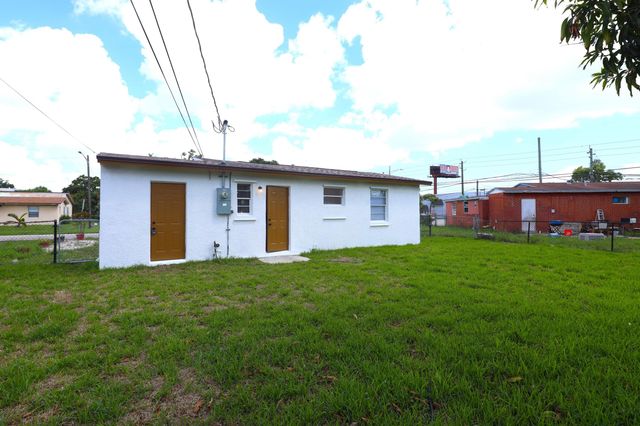 2304 NW 15th Court, Fort Lauderdale, FL 33311