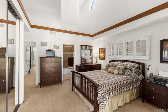 4009 Layang Layang Circle J, Carlsbad, CA 92008