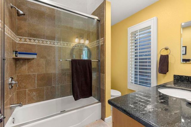 4009 Layang Layang Circle J, Carlsbad, CA 92008