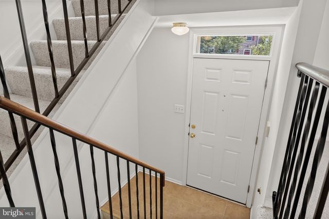 16 BEAVER POND CIR, Baltimore, MD 21234
