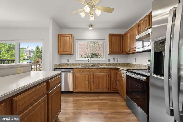 16 BEAVER POND CIR, Baltimore, MD 21234