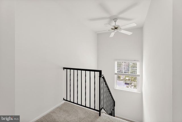 16 BEAVER POND CIR, Baltimore, MD 21234