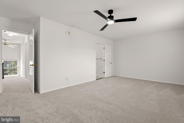 16 BEAVER POND CIR, Baltimore, MD 21234