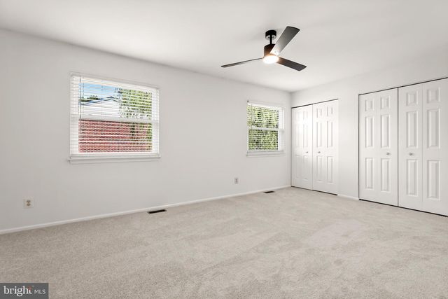 16 BEAVER POND CIR, Baltimore, MD 21234