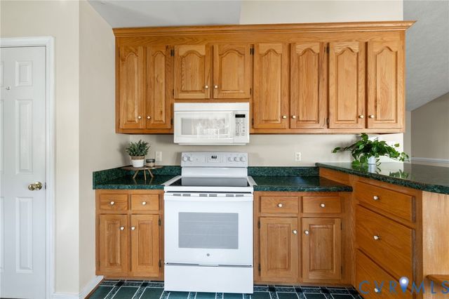 2290 Ballsville Rd, Powhatan, VA 23139