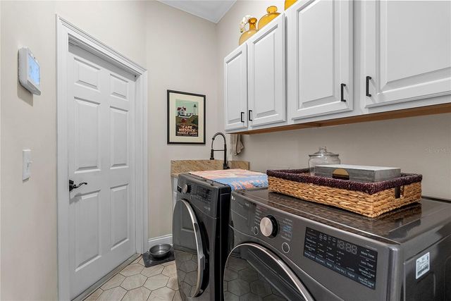 8411 WOBURN COURT, Windermere, FL 34786