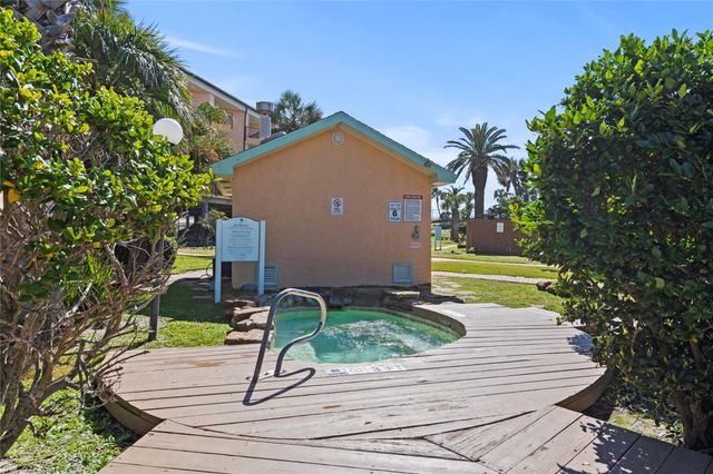 9520 Seawall Boulevard 315, Galveston, TX 77554