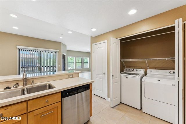 21320 N 56th Street 2075, Phoenix, AZ 85054